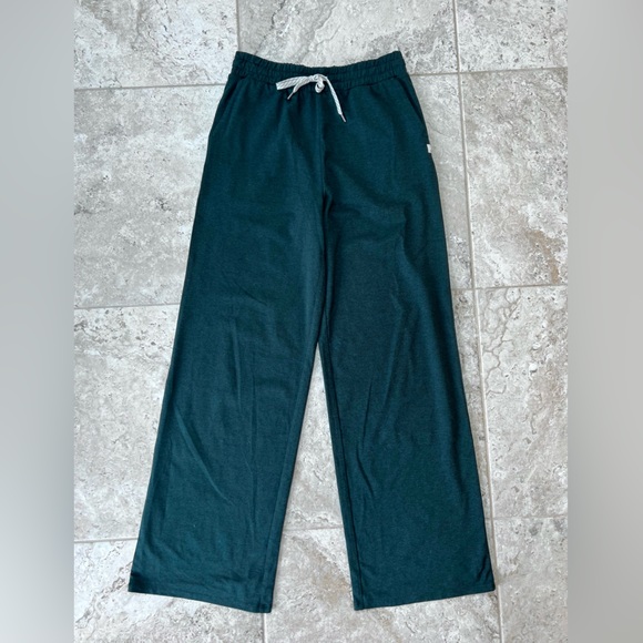 Vuori Pants - Vuori Halo Essential Wide Leg DreamKnit Pant in Dark Forest Green Heather, sz M